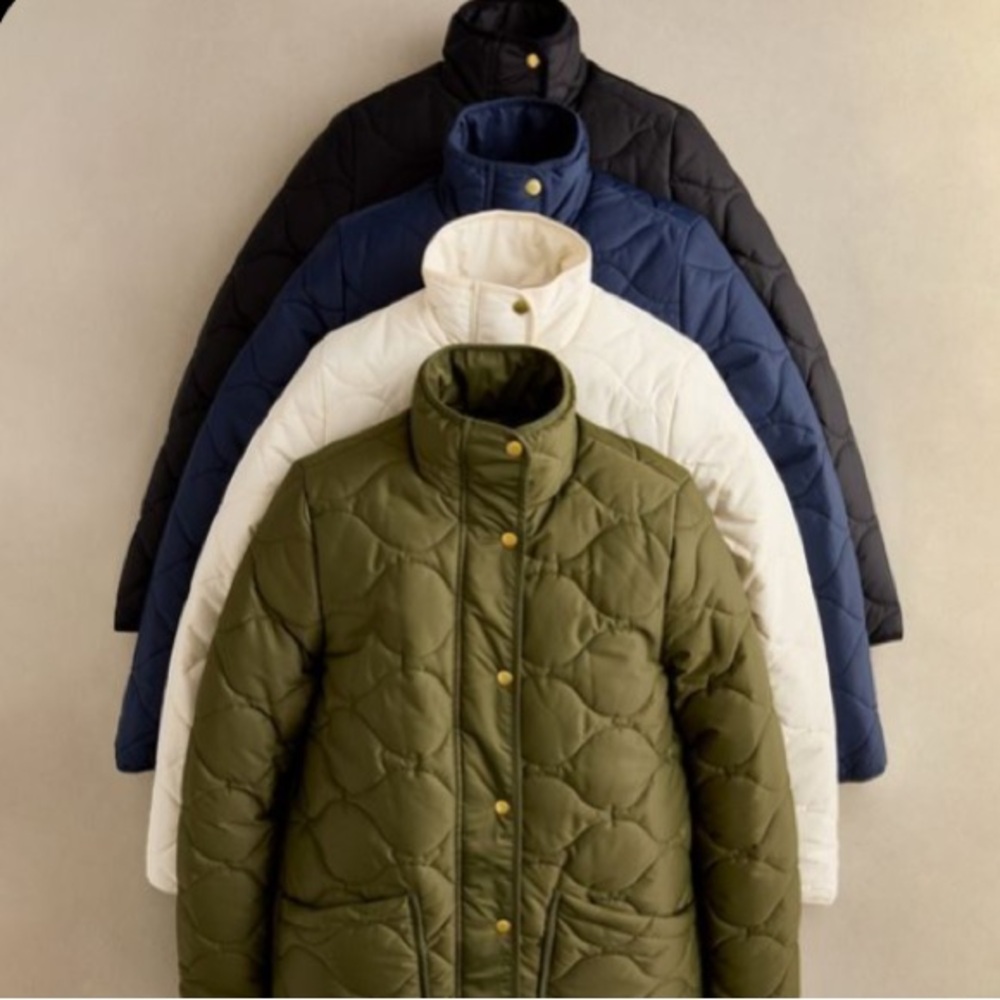 🛍️ Eddie Bauer Women's Premium Quality Goose Down Jacket 🧥